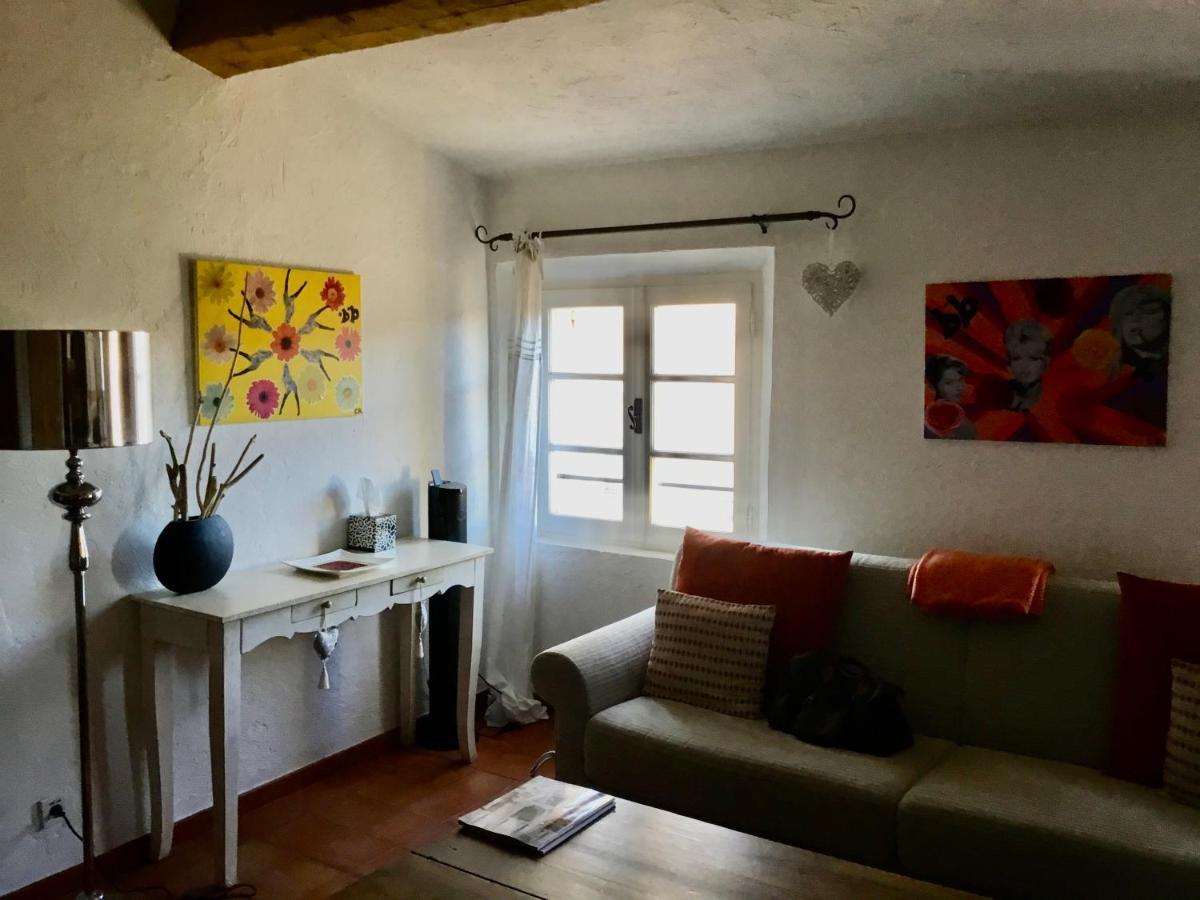 Ravissant Studio Climatise Gambetta Misericorde Au Coeur De サントロペ エクステリア 写真